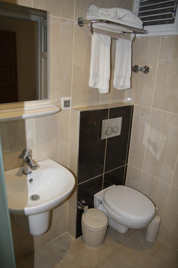 Dostlar Otel