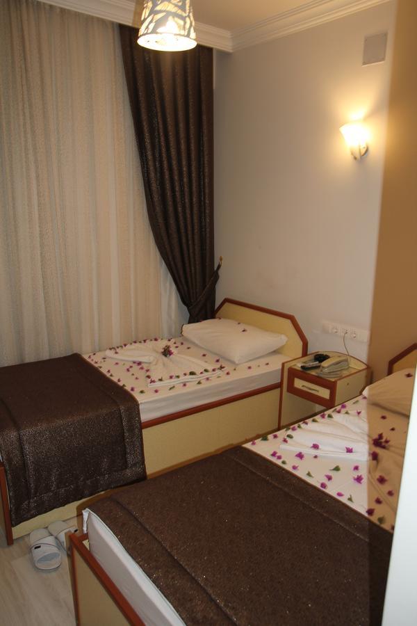 Otel Dostlar